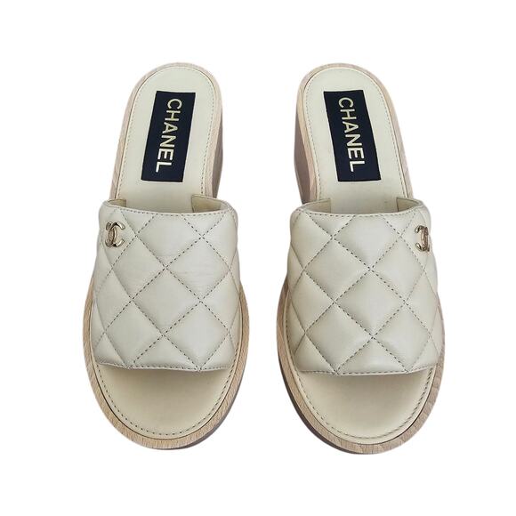 Chanel CC Wood Platform Sandal Slide Mule Size 39 US 8 8.5 Quilted Beige Leather - Picture 3 of 14